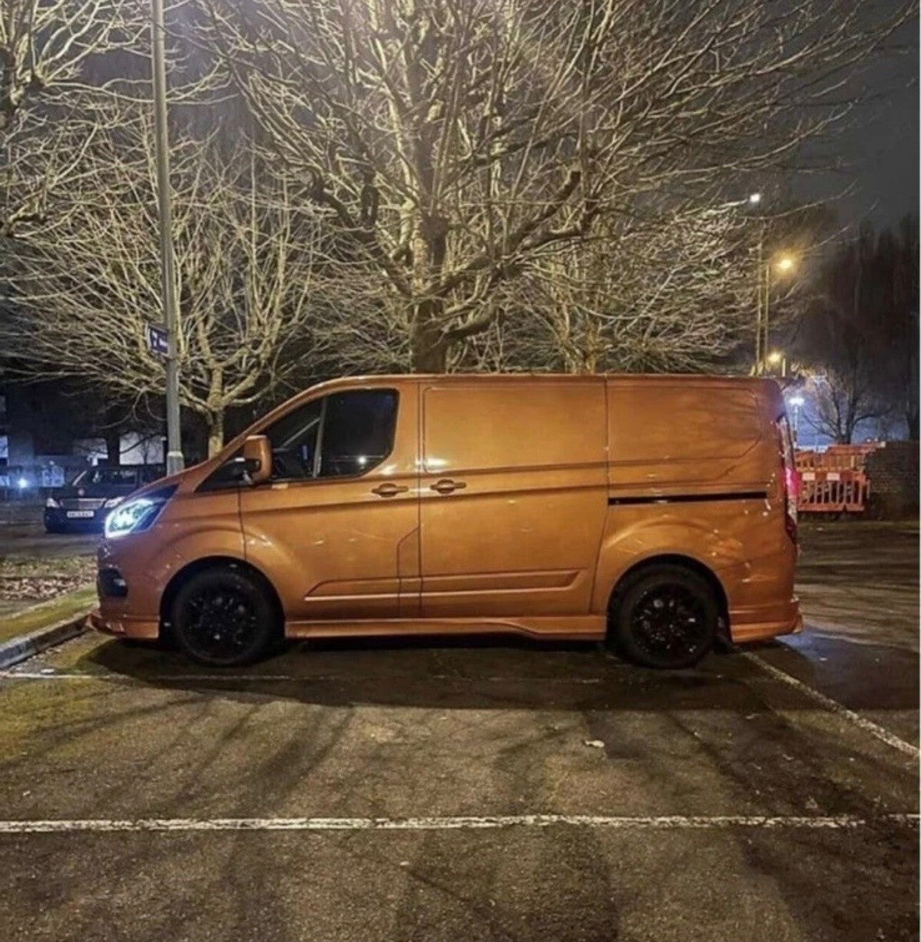 FORD TRANSIT CUSTOM- M SPORT SWB SIDE SKIRTS