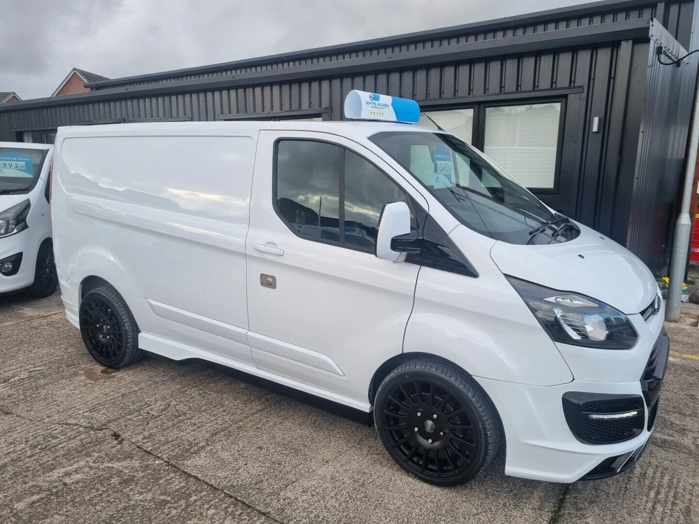 FORD TRANSIT CUSTOM- M DESIGN SIDE SKIRTS ONLY FOR SWB