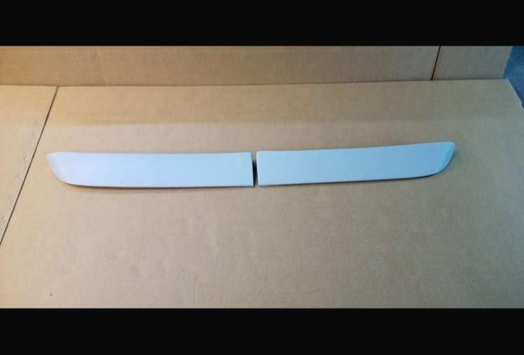 FORD TRANSIT MK7- ROOF SPOILER FOR BARN DOOR